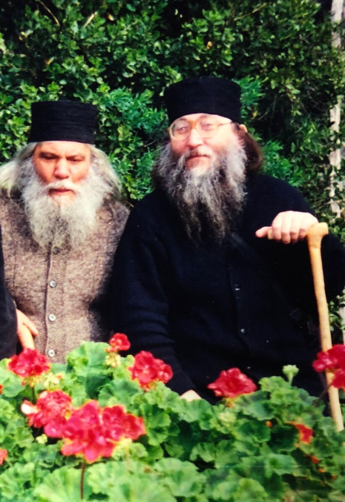 2_Архимандрит_Афанасий_Алафинов_и_игумен_Косма_Алехин.jpg